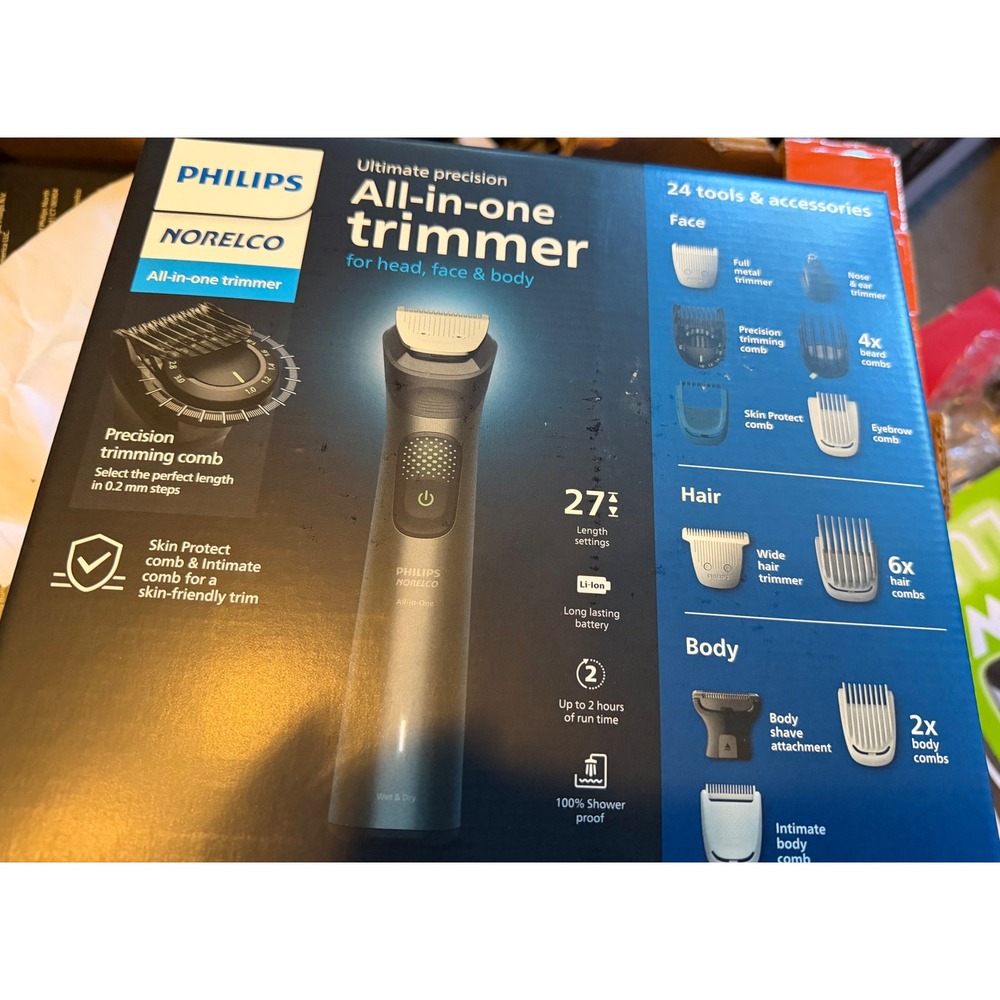 Philips Norelco Multigroom 9000 All-in-One Trimmer Head Face Body BRAND NEW